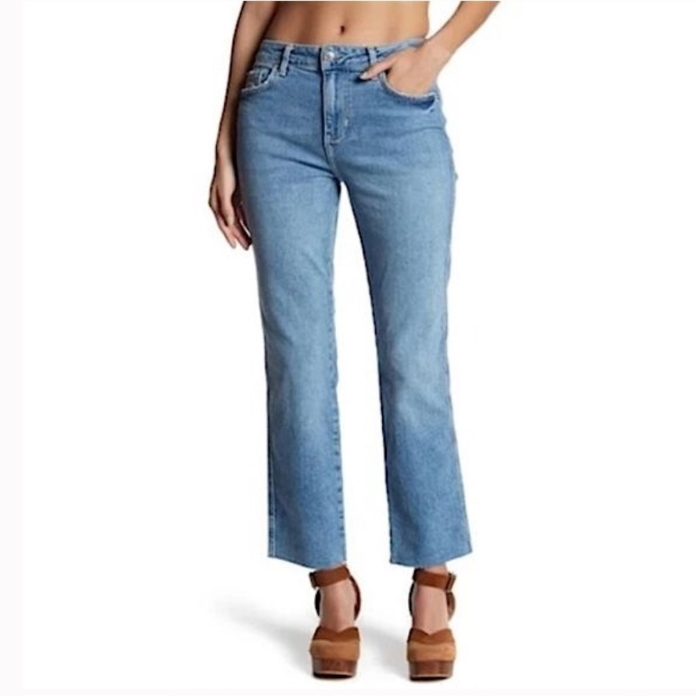Free People Girlfriend Straight Raw Hem Light Distressed Wash Jeans Size 27
